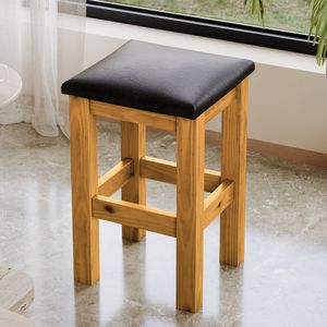 Banquinho De Madeira Maciça Baixo Mel Assento Estofado Material Sintético Preto Nemargi